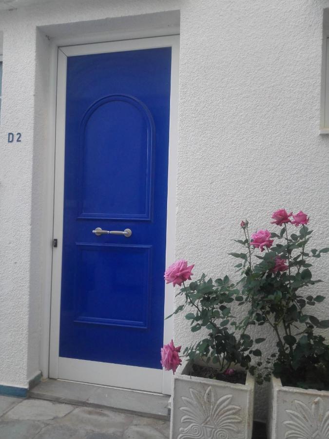 Rania Studios Poros Town Exterior photo